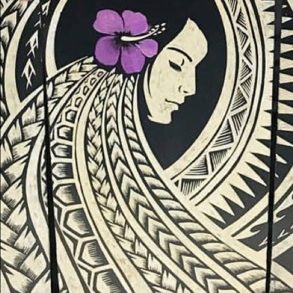 Meet your Posher, Nicole - Picture 1 of 1